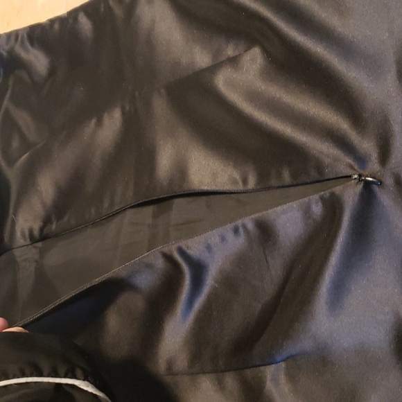 MAX AND CLEO BLACK SATIN SHIFT DRESS WITH BEADED NECKLINE SZ 12 - Picture 6 of 15